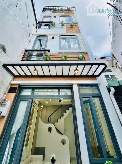 Bán nhà MẶT TIỀN Bùi Đình Túy Bình Thạnh, 4 tầng, full nội thất xịn sò, nở hậu, nhỉnh 5 tỷ