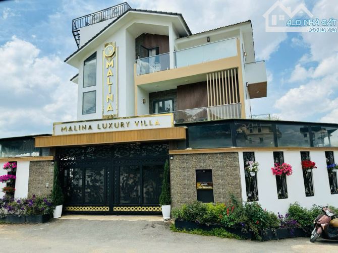 Biệt thự kinh doanh 3 mặt tiền Trần Đại Nghĩa - P8 Đà Lạt. -  22 tỷ