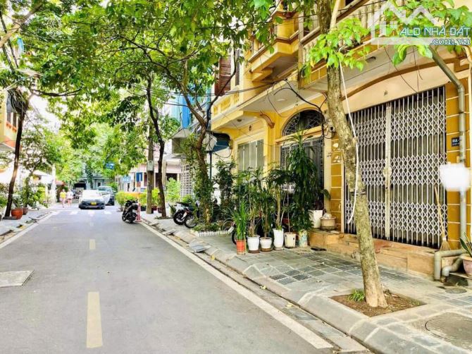 💎HOÀNG CẦU🌳2 MẶT NHÀ Ô TÔ TRÁNH, KINH DOANH NHỘN NHỊP♨️ CHỐT 𝟮𝟲.𝟮 TỶ