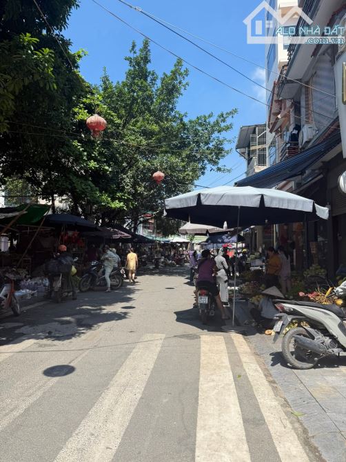 Vạn Phúc Cầu Am Hà Đông lô góc 3 thoáng ngõ nông gần phố 47m chỉ 8.95 tỷ