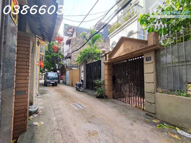 39m² – Mặt tiền 3.1m – Giá 6.4 Tỷ – Nhà Đẹp Dân Xây, Ngõ Thông, Ô Tô Đỗ Cửa – Ngọc Thụy,