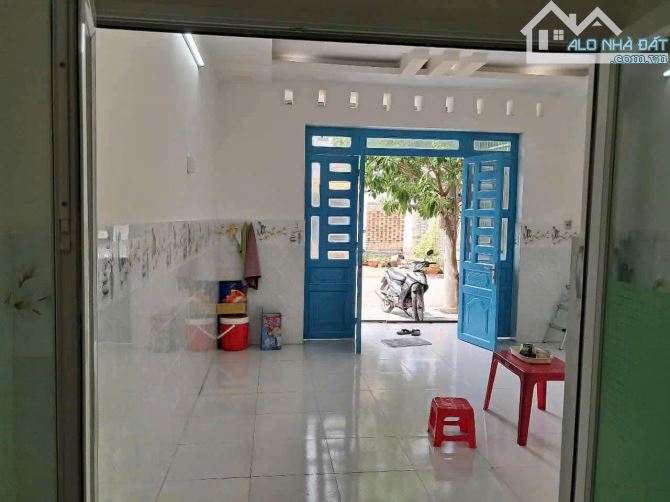 Bán nhà 100² Đông Hòa,Đường nhựa 10M,gần ĐHQG TPHCM,rẻ hơn giá đất