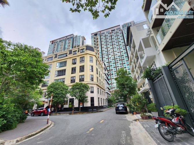 🏢 CHÍNH CHỦ CẦN BÁN TÒA NHÀ GÓC 2 MẶT TIỀN – TRUNG TÂM HÀNH CHÍNH