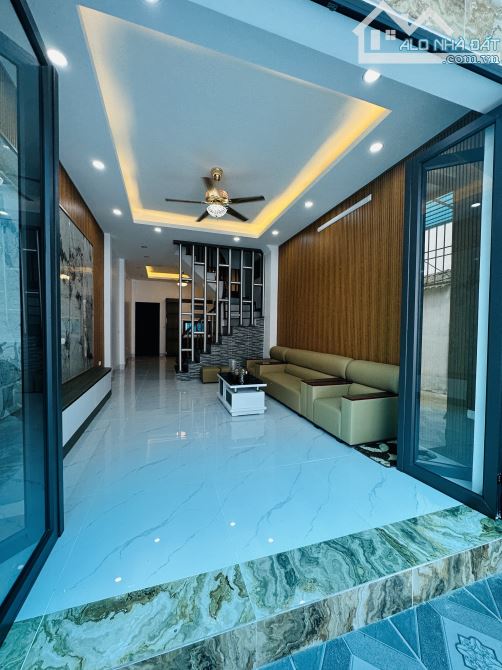 Cần bán Nhà nội am liên ninh Ngọc Hồi 50m 4 tầng giá chốt đầu 5