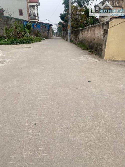 SIÊU PHẨM NHỎ XINH TRỤC CHÍNH KINH DOANH  THƯ PHÚ - THƯỜNG TÍN  **