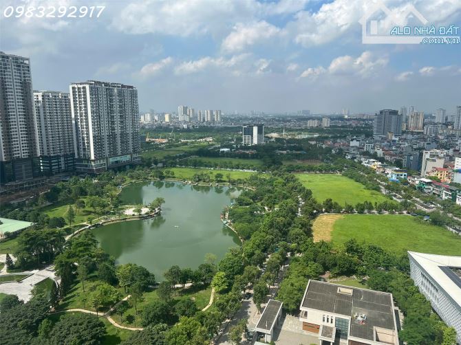 Cho Thuê CHCC 101 m2; 3PN;2VS; nội thất đầy đủ. Có slot oto; view siêu đẹp. Bể bơi; gym