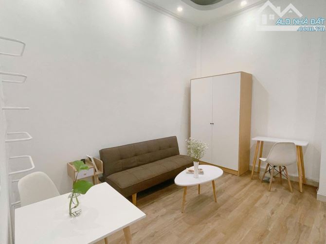 Căn hộ Studio full nội thất ,gần phố đi bộ , đại lộ Võ Văn Kiệt ,chợ bến thành  tại Q1