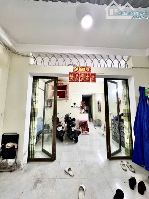 A142 - SÁT LÊ VĂN QUỚI, ĐƯỜNG 8M THÔNG,NHÀ VỪA Ở VỪA KINH DOANH, 4X13M, 2 TẦNG,CHỈ 5 TỶ 2