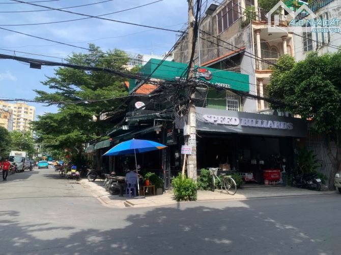 30 tỷ! Bán góc 2 mặt tiền hẻm đẹp Nguyễn Gia Trí, P. 25, Bình Thạnh - 21x8.3m - 2 Tầng