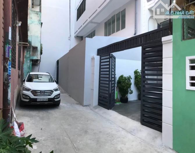 Bán nhà HXH Lũy Bán Bích Tân Phú, ngang 4.9M nở hậu, cách MT 100M, chỉ 8.7 tỷ.
