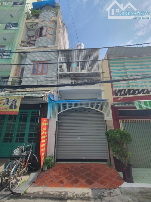 MTKD số 3 Thành Thái P14 Q10 chỉ 10,9 tỷ. DT 3,5x17m. Nhà C4 tiện xây mới, đường nhựa 7m