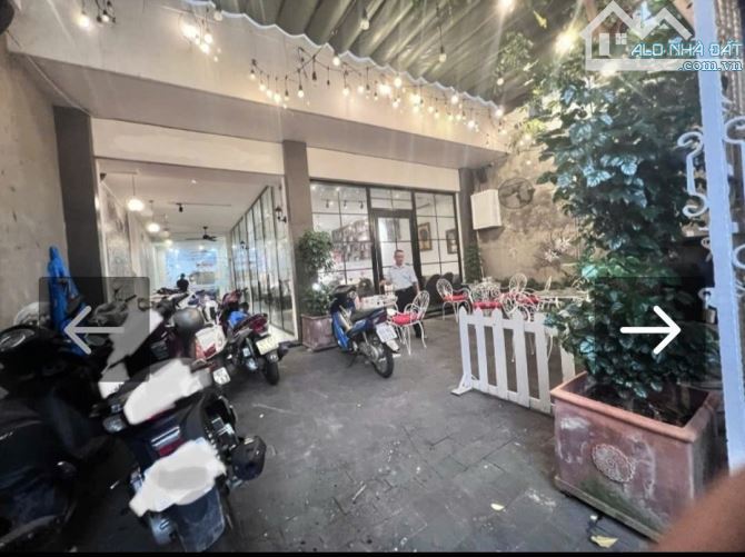 Nhà biệt thự mặt đường Phan Tôn phường ĐaKao quận 1