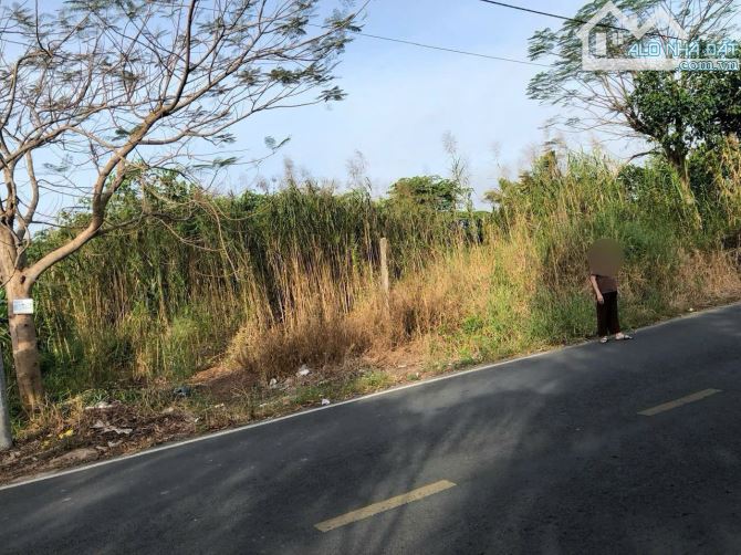 🏠BÁN 1.291m2 ĐẤT CÓ THỔ CƯ - MẶT TIỀN ĐƯỜNG NGUYỄN VĂN QUI (GẦN CĂN NHÀ MÀU TÍM), TÂN PHÚ