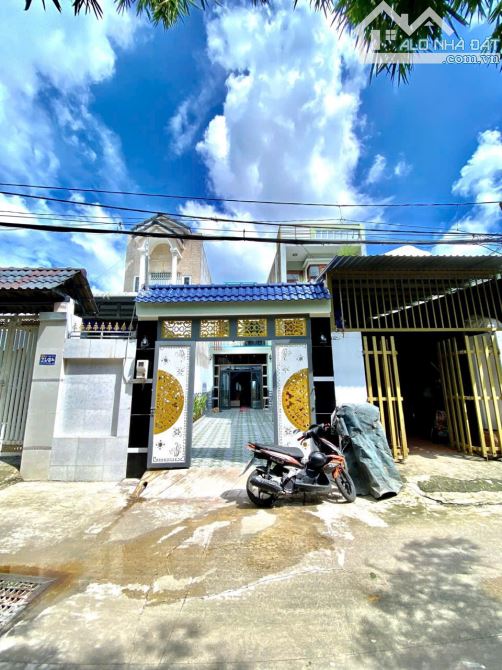 SIÊU PHẨM CHÂN DÀI 4X32 NHÀ ĐẸP ĐƯỜNG XE HƠI GẦN CHỢ THỚI TỨ ĐẶNG THÚC VỊNH GIÁ TỐT