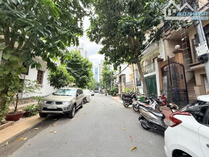 Bán biệt thự Tân Bình - 102m2 - 4 tầng - mới đẹp - khu biệt lập dân trí cao