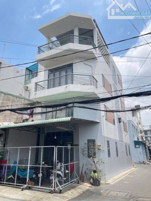 Bán nhà 3 mặt tiền đường oto Tránh nhau dt 65m2 -4Lau -4pn phạm văn chiêu