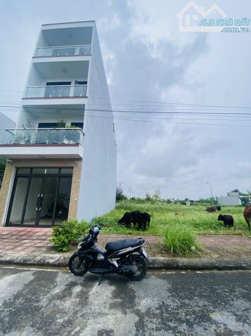 BÁN ĐẤT HƯỚNG ĐÔNG NAM TDC PHÚ XUÂN 26 HA TP THÁI BÌNH