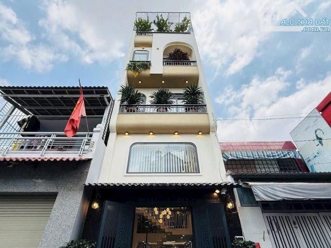 🏡 BÁN NHÀ CHÍNH CHỦ – 1 TRỆT 3 LẦU – 6 PHÒNG NGỦ – CÓ CHỖ ĐỂ Ô TÔ NGỦ TRONG NHÀ