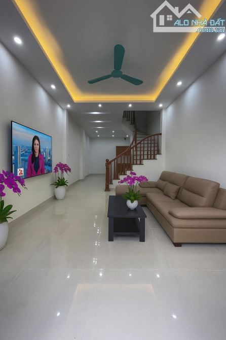 Bán nhà Đại Tảo, Đại Thành, 71m, 5 tầng, thiết kế hiện đại, giá hơn 4 tỷ.