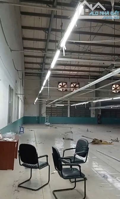 *Cho thuê kho xưởng*5000m2 đường Lã Xuân Oai, Trường Thạnh, Quận 9