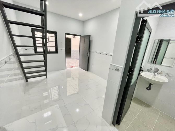 THANH LÝ DÃY TRỌ 10 PHÒNG CẦU TRÀM 270M2 GIÁ 935TR