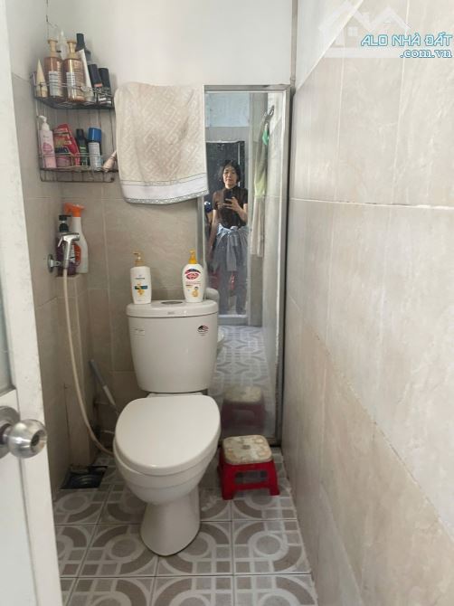 NGAY NGÃ 4 BỐN XÃ HẺM XE HƠI - 2 TẦNG CŨ - 66M2 NGANG GẦN 6M - GIÁ 5,29 TỶ