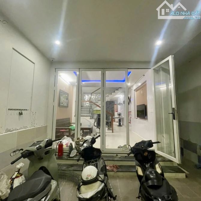 🏡 BÁN NHÀ 10.X TỶ TRUNG TÂM HẢI CHÂU ĐÀ NẴNG – VIEW CÔNG VIÊN – CÓ DÒNG TIỀN ỔN ĐỊNH 🌷