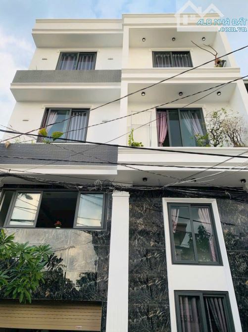 BÁN GẤP NHÀ ĐS 6 TAM PHÚ THỦ ĐỨC - HXH - DT 80M2 - CHỈ 8 ĐỒNG 2 .