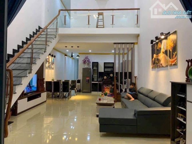 Nhà mê thiết kế hiện đại – Full nội thất - Mặt tiền đường A12 Phạm Ngũ Lão - BMT