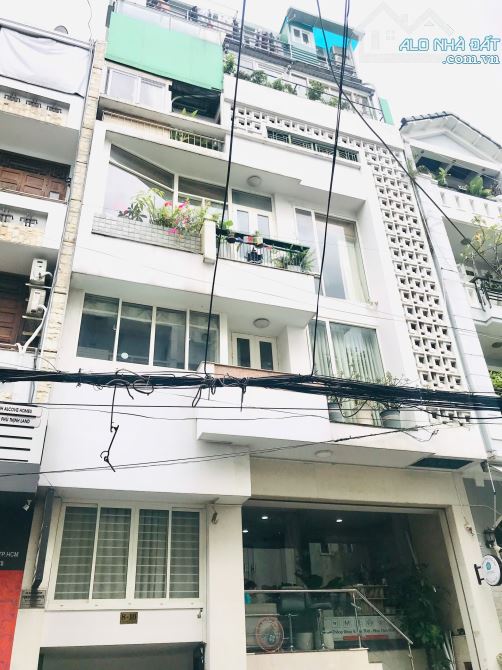 Bán nhà 7 tầng mặt tiền Phan Xích Long Quận Phú Nhuận – Dòng tiền Sẵn Có- Giá Tốt