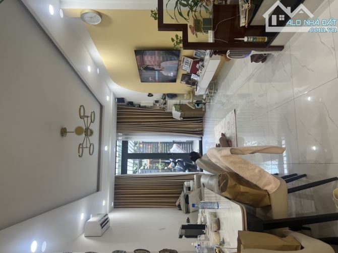 50M2, BÁN NHÀ PHAN XÍCH LONG PHÚ NHUẬN, 2 TẦNG BTCT, NỞ HẬU, HẺM Ô TÔ CHỈ 7.9 TỶ TL