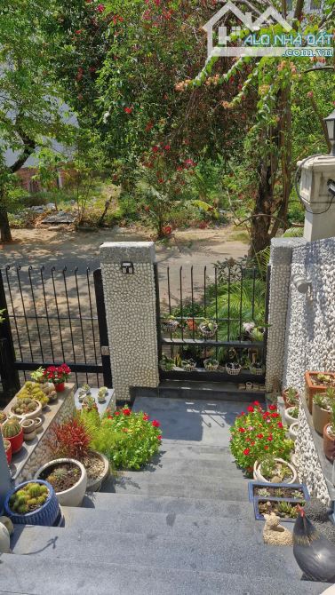 Bán nhà ngay Lương Định Của, Quận 2 DT 6.4x18.7m, 119m2, Hầm 3  tầng ST, 31.5 tỷ