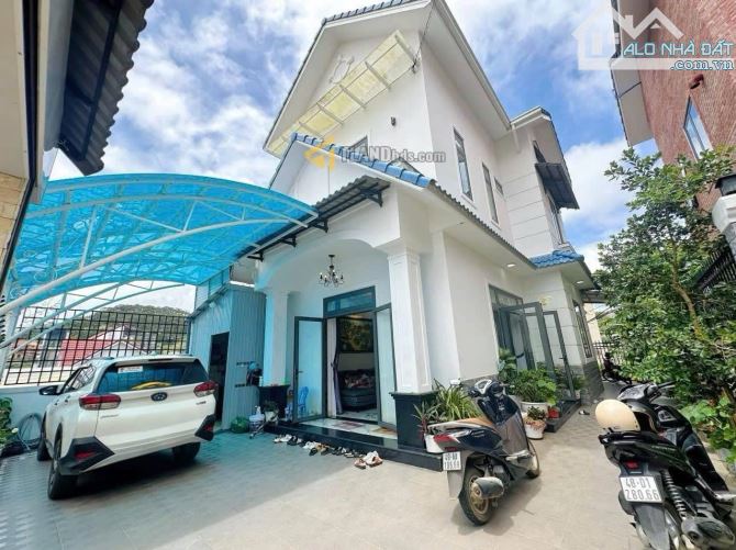 🌻 VILLA nghĩ dưỡng 3 tầng thoáng 200m2 Trịnh Hoài Đức , Đà Lạt chỉ 11 tỷ