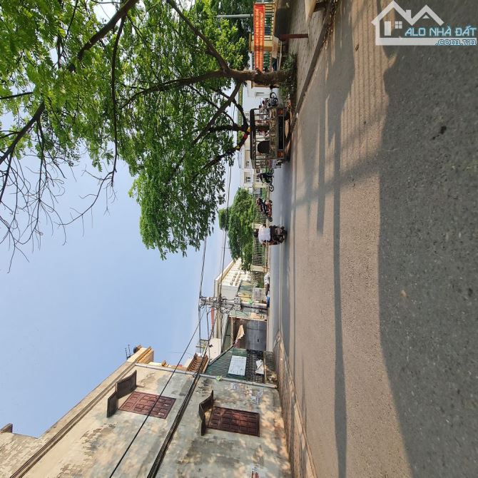 2 tỷ x có 50m2 đất Dương Quang, Gia Lâm, ô tô vào. Lh