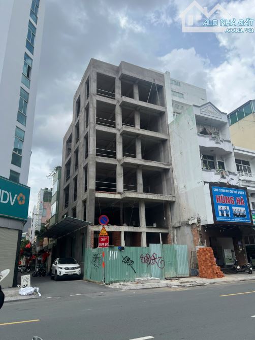 Tòa Nhà 52 Nguyễn Bỉnh Khiêm Quận 1 DT 9x18m 7 tầng giá thuê 320 triệu