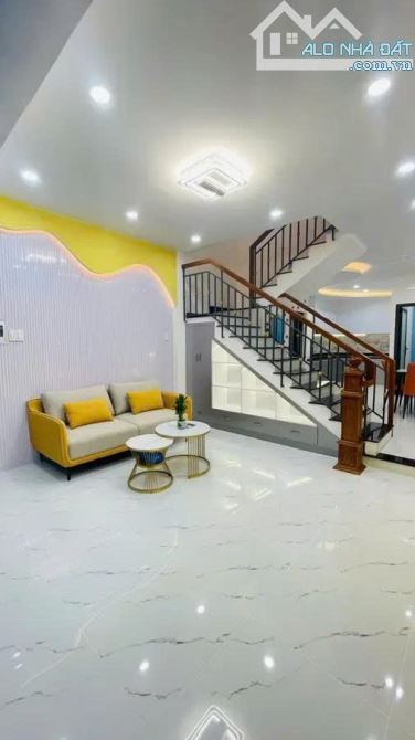 BÁN NHÀ 2 TẦNG – FULL NỘI THẤT – TÂN KỲ TÂN QUÝ – TÂN PHÚ-55m² (4.3*12,7m), nở hậu- 5.98 T