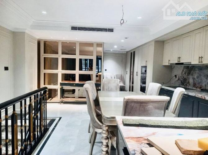 Bán nhà phố Lê Thanh Nghị, Hai Bà Trưng, ô tô tránh, tiện KD, 7 tầng 65m2 giá 37 tỷ
