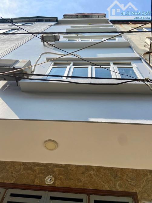 Bán nhà Hồ Tùng Mậu –mặt tiền rộng bao la- 52m² x 5 tầng,  – Làm CHDV cực đẹp – Giá 9.3 tỷ