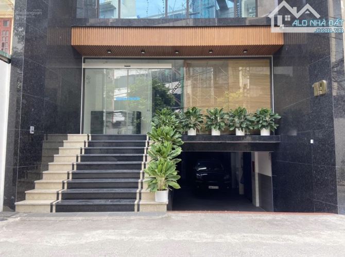 👉 Cho thuê nhà 6 tầng mặt phố  Phạm Ngọc Thạch – Đống Đa, 60m², thang máy, riêng biệt,