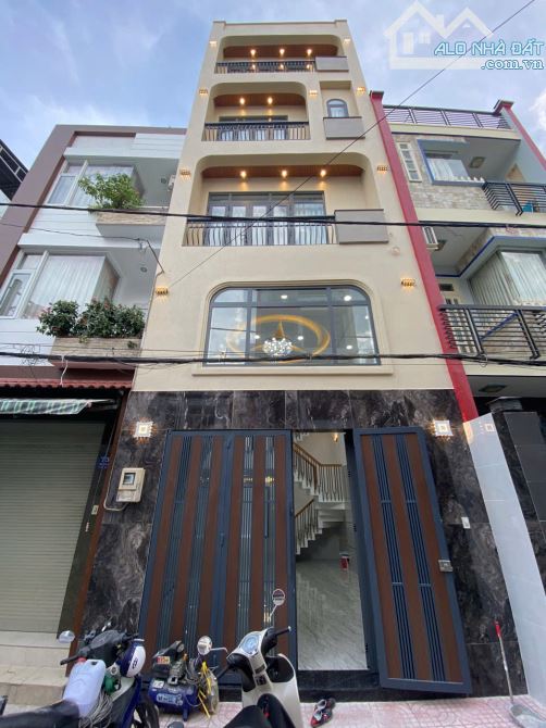 (Nhà tốt)Hẻm xịn 8m, nhà đẹp 4 tầng - Khu Bàu Cát - DT: 4.5 x 20m (90m²) - Giá: 13.5 Tỷ