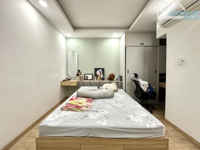 BÁN NHÀ HẺM NHỰA Ô TÔ – CÓ VỈA HÈ – 64M² – 4 TẦNG– NGUYỄN XÍ, P26, BÌNH THẠNH – 12.5 TỶ