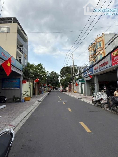 BÁN NHÀ MẶT TIỀN ĐƯỜNG 19 F, LINH CHIỂU THÀNH PHỐ THỦ ĐỨC 12,9 TỶ 6,5X25=156m2