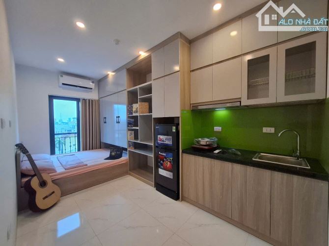 Tòa CHDV phố Chùa Bộc, 70m2, 6 tầng, 17 phòng, dòng tiền ổn định, thang máy, đầy đủ PCCC