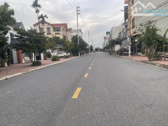 Bán đất tặng nhà 3 tầng tại tổ 8 Quang minh mê linh hà nội