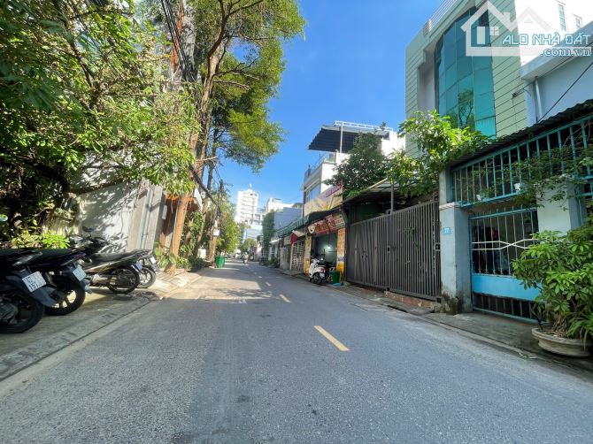 Bán nhà 3 tầng 169m2 (5x33) Mặt tiền đường Tô Hiến Thành - Gần Biển Mỹ Khê