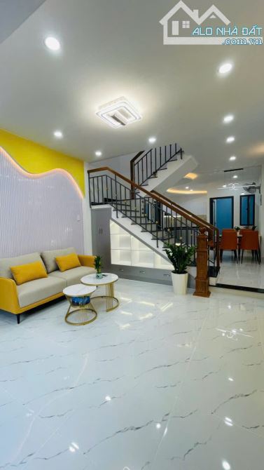 SIÊU PHẨM NHÀ 2 TẦNG  ĐẸP LUNG LINH NỞ HẬU FULL NỘI THẤT TKTQ TÂN PHÚ GIÁ ÊM DƯỚI 6 TỶ