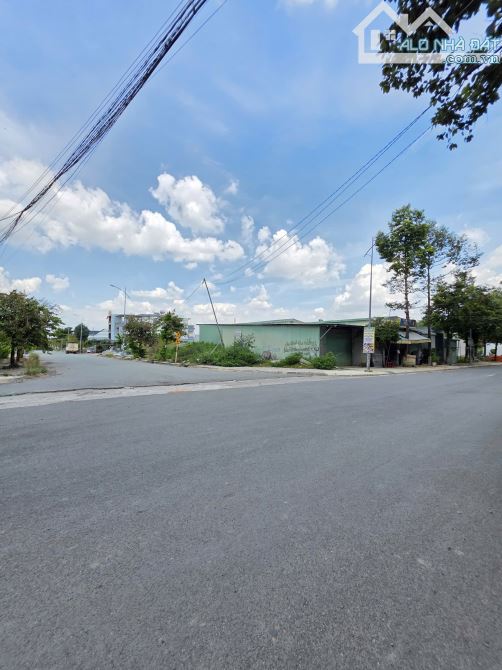 đất 125,9m2 4ty650 TL 2 mặt tiền, MT đường Hố Lang, p.Tân Bình, Tp.Dĩ An