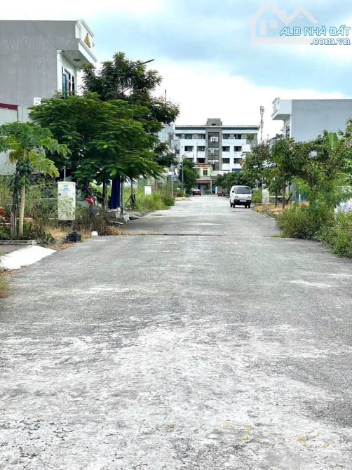Bán đất 93,6m2 tại khu Phân Lô Đống Chuối, Hùng Vương, Hồng Bàng giá 3,86 tỷ