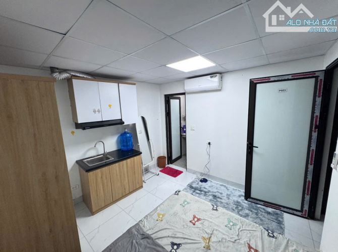 Cho thuê Ccmn đẹp giá 3tr8 rẻ nhất thị trường Ngõ 136 Chùa Láng, Đống Đa