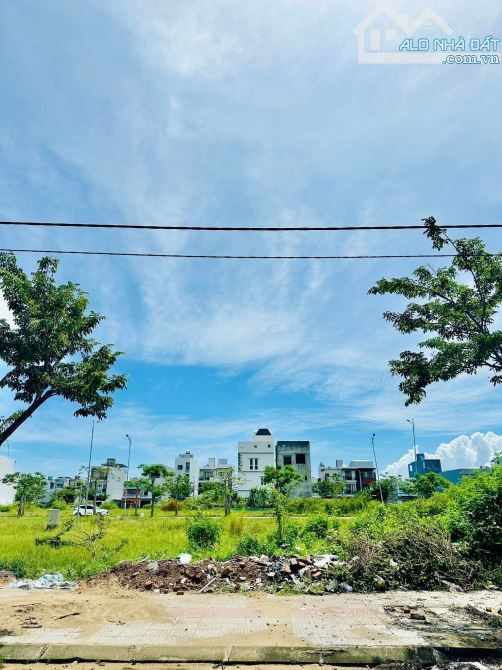 Biệt thự siêu hiếm đường 7.5m Phan huỳnh Điểu